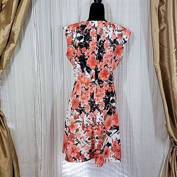 Tiani B Coral Floral Cap Sleeve A-Line Dress - Picture 10 of 14